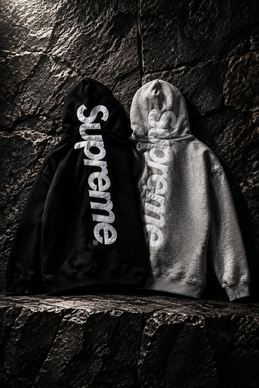 Supreme Hooded Sweatshirt